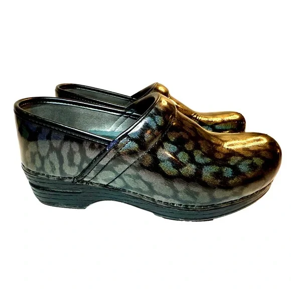 Rare Retired Dansko XP Women's Professional Comfort Clog Animal Print 38 Nursing - Picture 2 of 9